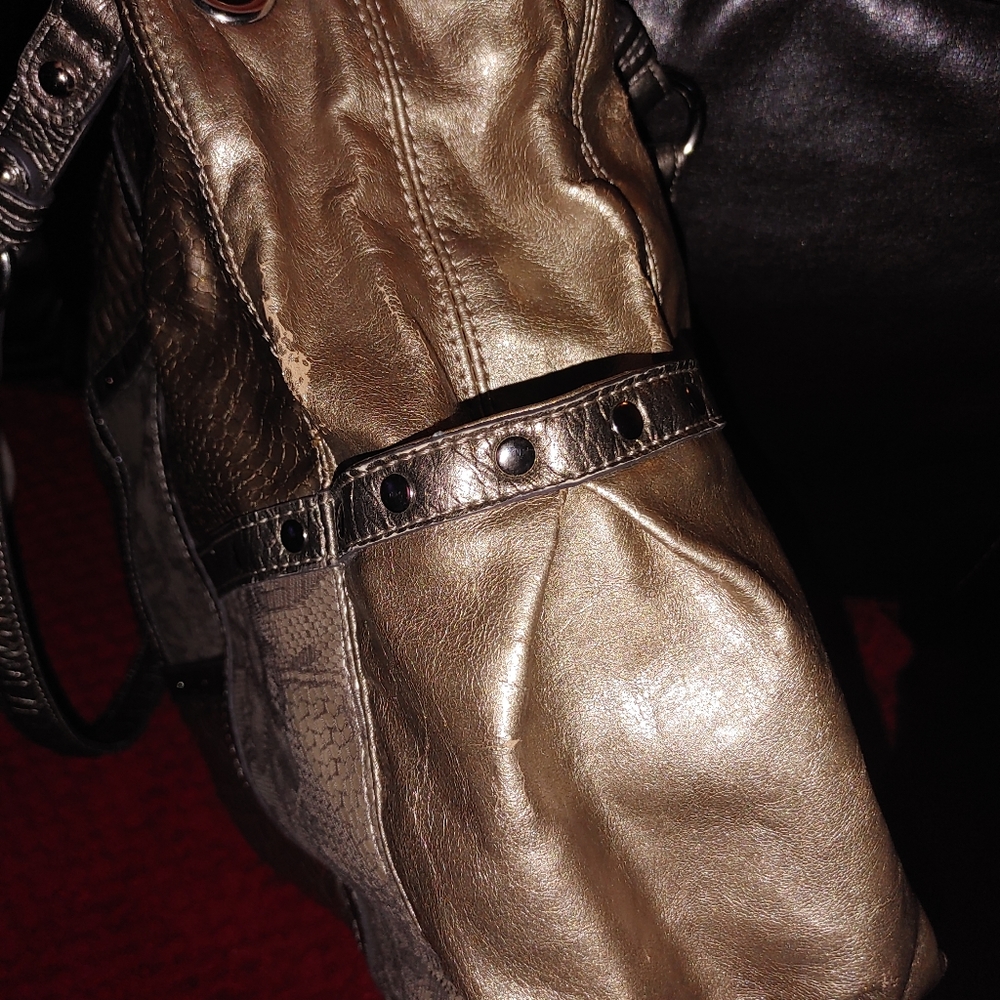 Purse - Picture 4 of 9